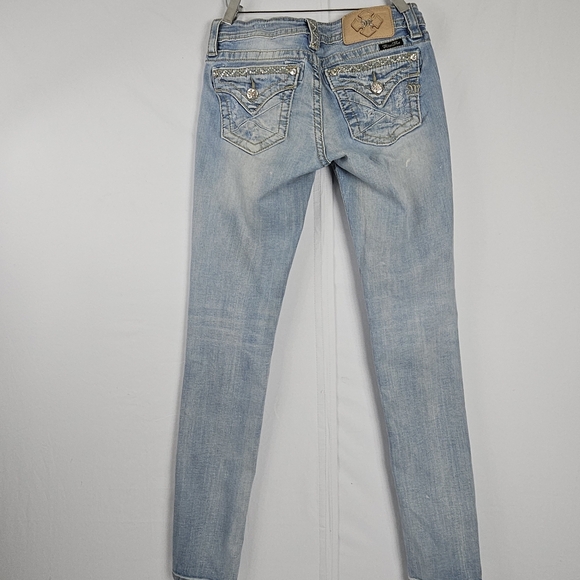 Miss Me factory distressed, rhinestone and embroidered skinny jeans size 27 - Picture 3 of 15